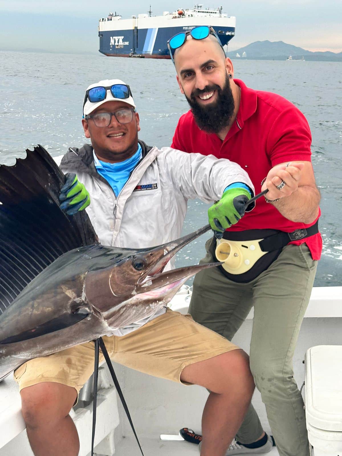 Tour de 8 Horas – Dorado y Pez Vela